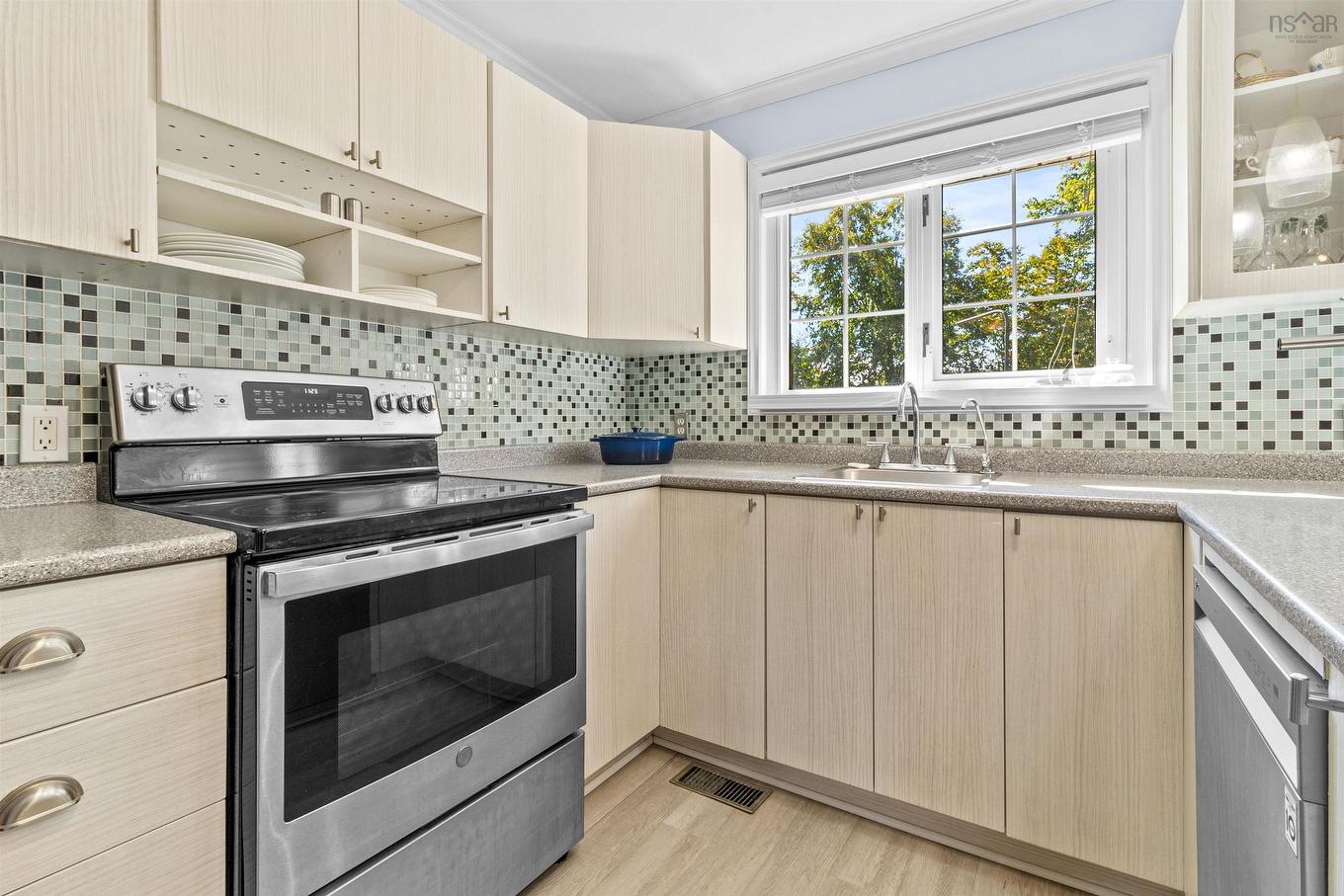 1059 Fall River Road, Fall River, NS