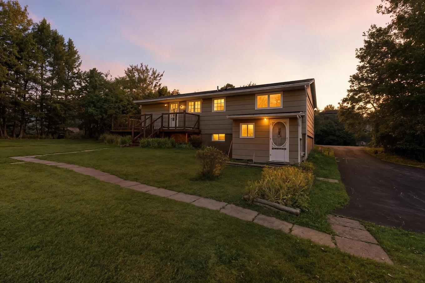 1059 Fall River Road, Fall River, NS