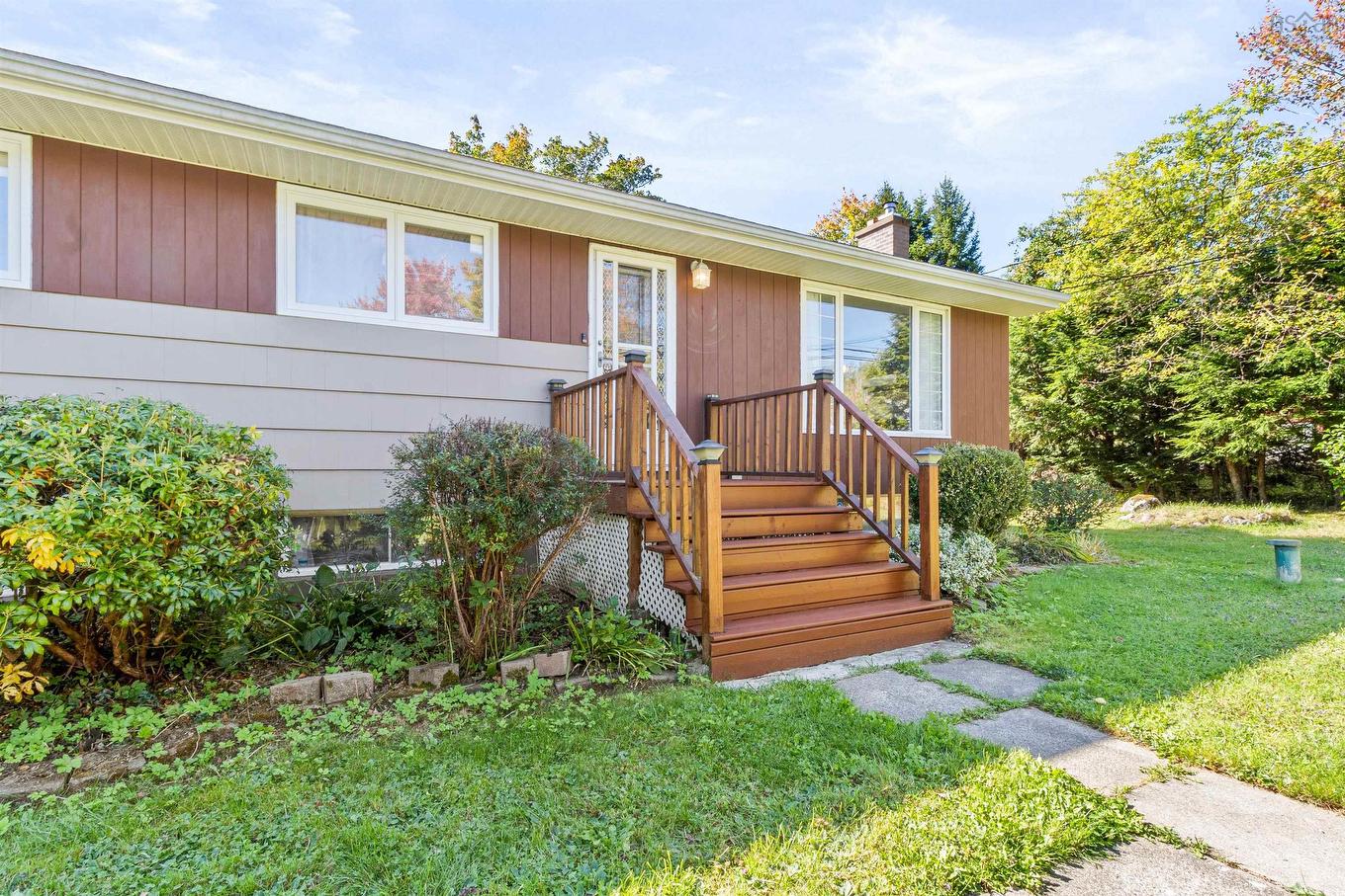 1059 Fall River Road, Fall River, NS