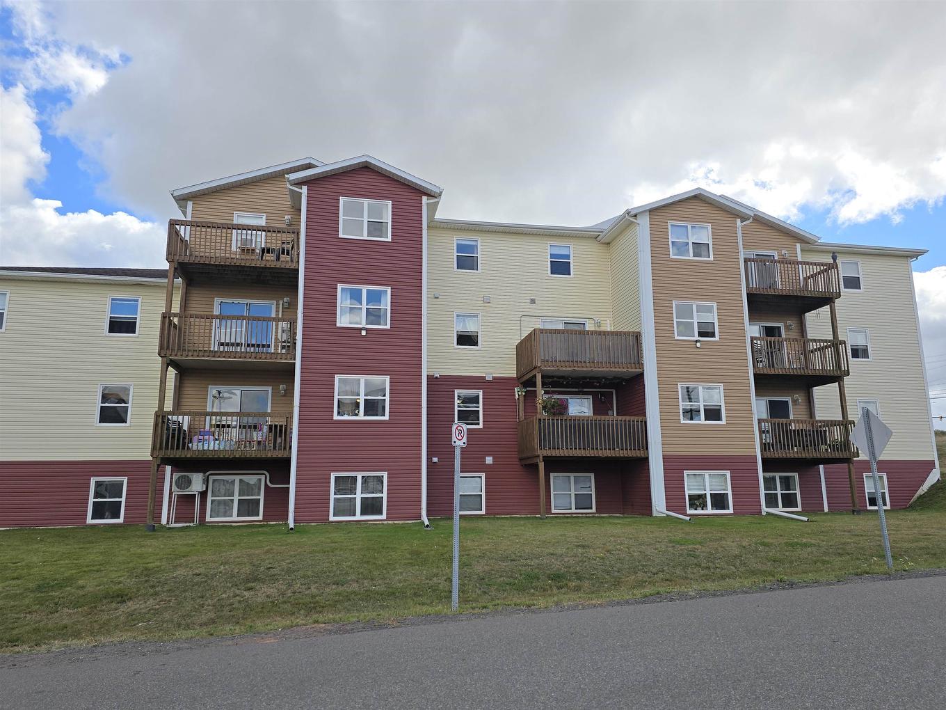 2 Elena Court, Charlottetown, PE