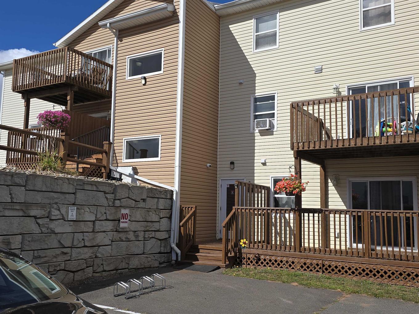 2 Elena Court, Charlottetown, PE