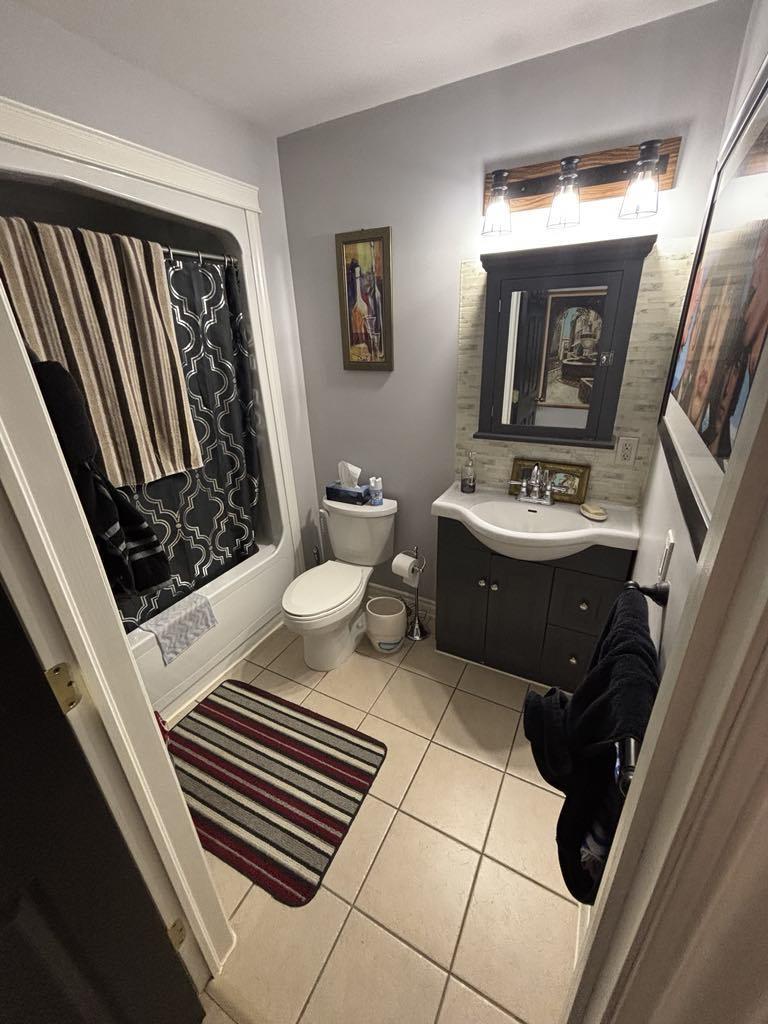 2 Elena Court, Charlottetown, PE