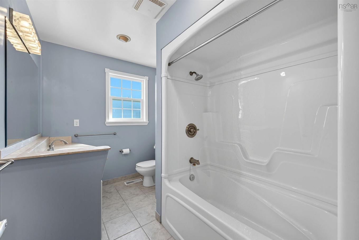 206 Lakeview Road, Lakeview, NS