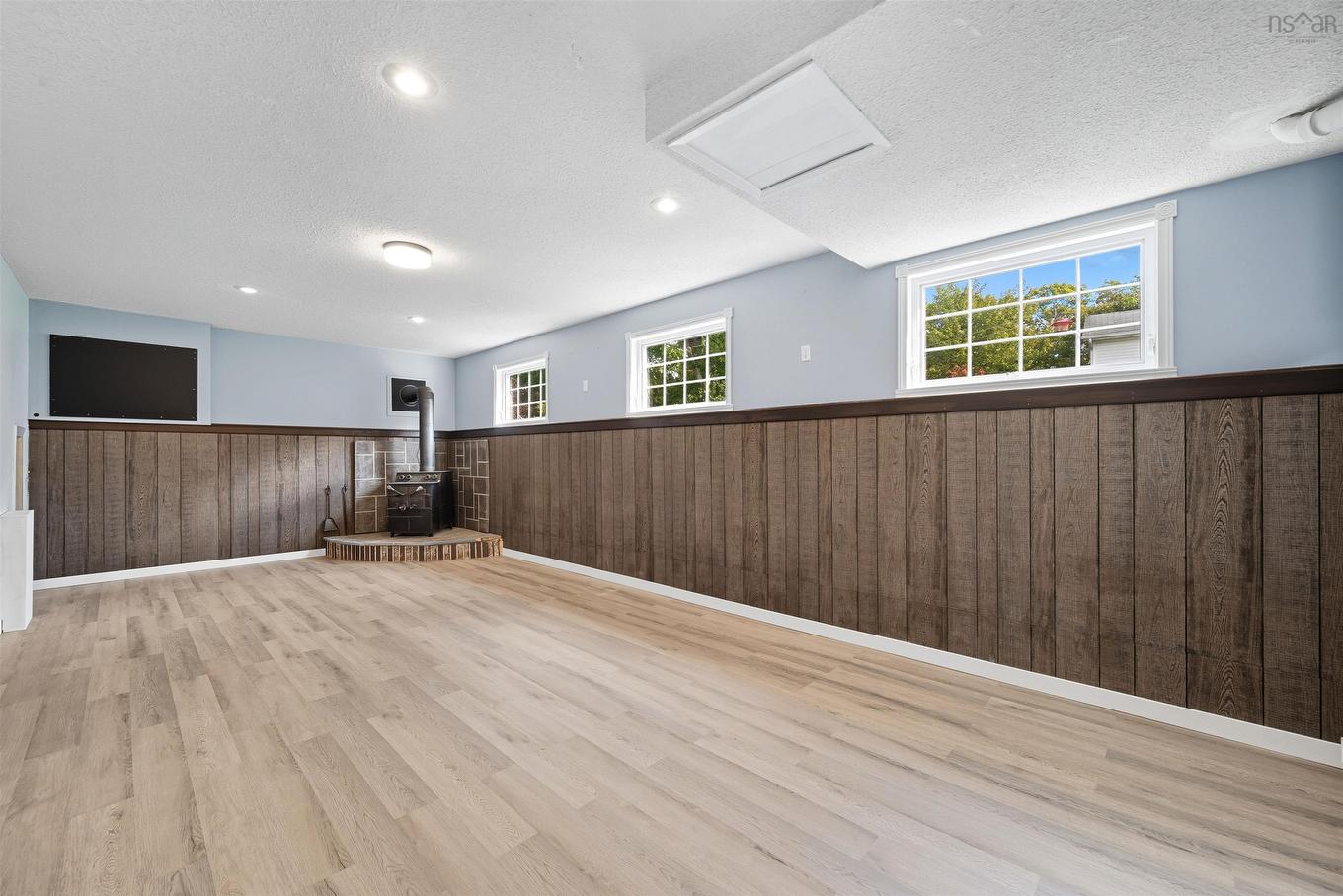 206 Lakeview Road, Lakeview, NS