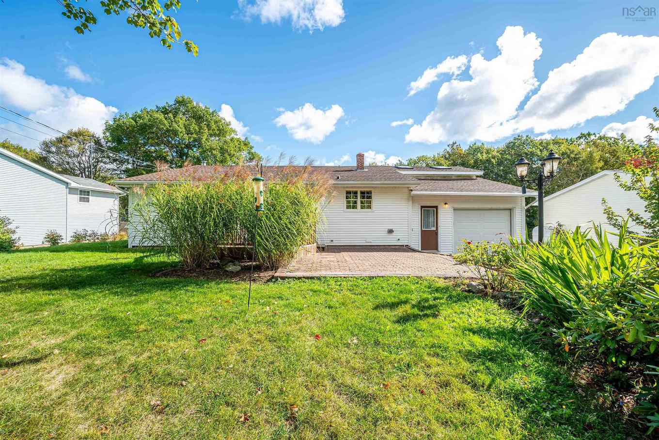 206 Lakeview Road, Lakeview, NS