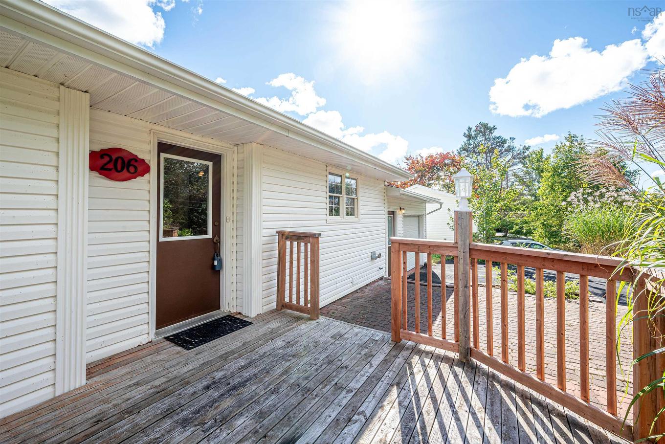 206 Lakeview Road, Lakeview, NS