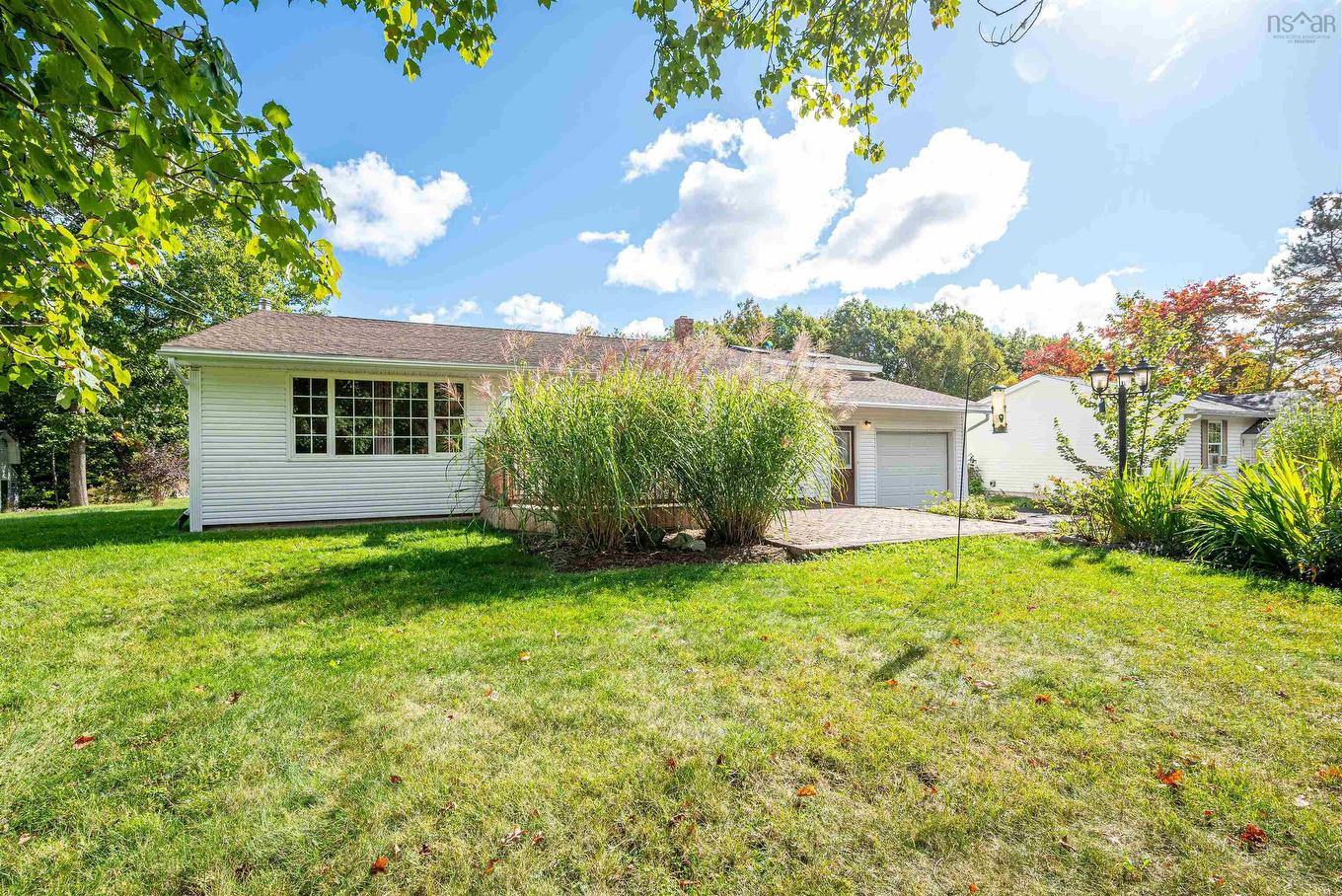 206 Lakeview Road, Lakeview, NS