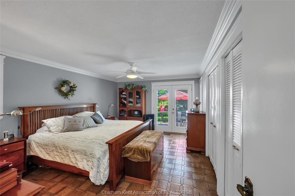 7598 Middle Line, Charing Cross, ON