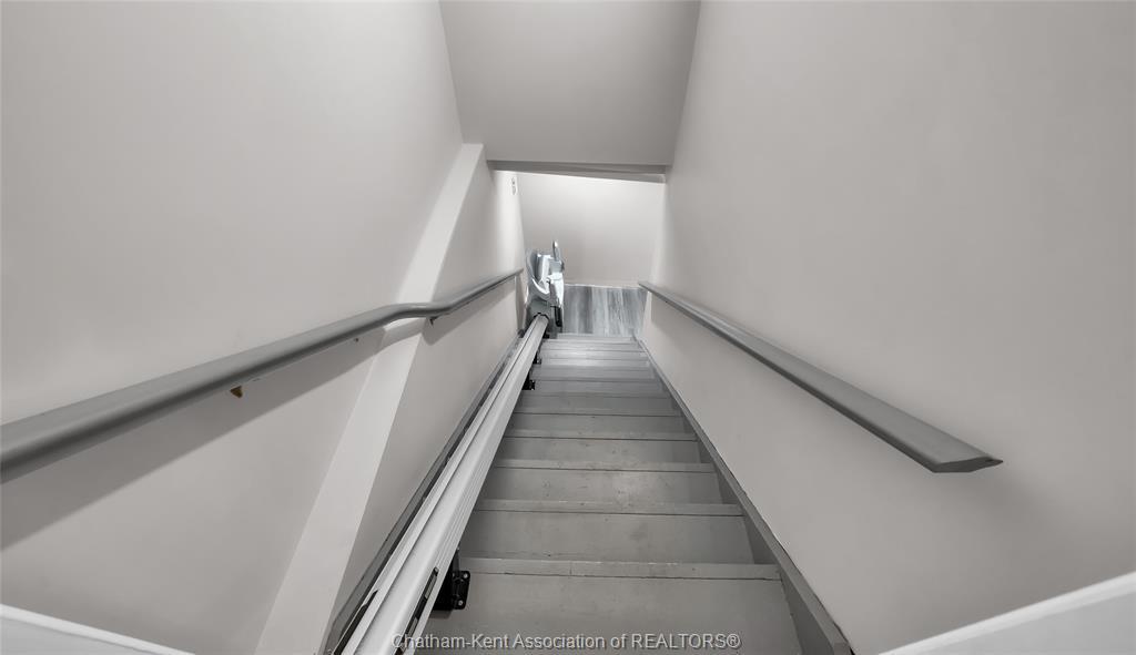 7598 Middle Line, Charing Cross, ON