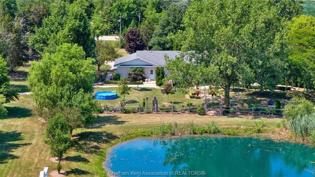 7598 Middle Line, Charing Cross, ON