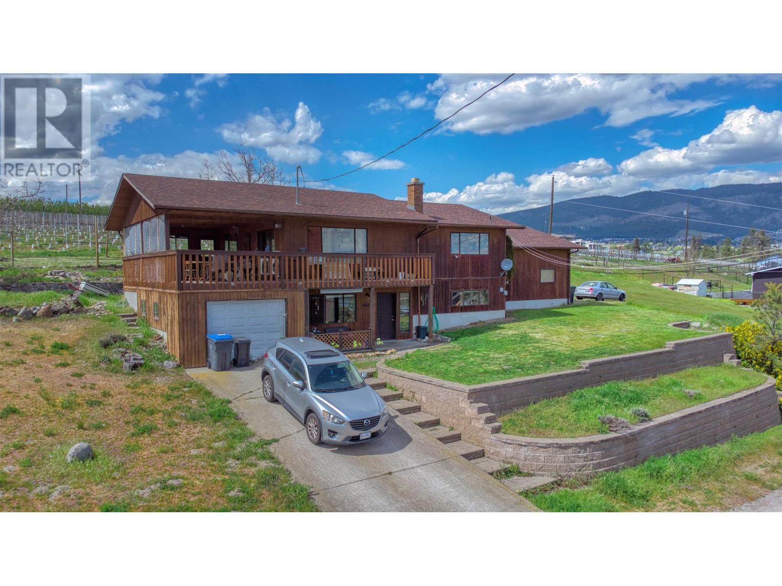 3924 Harding Road, West Kelowna, BC - Outdoor