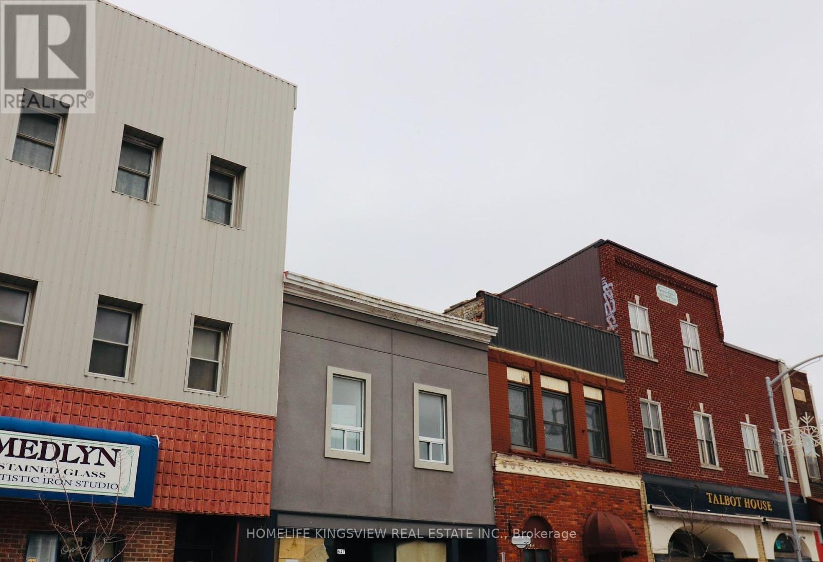 A - 647 Talbot Street, St. Thomas, ON