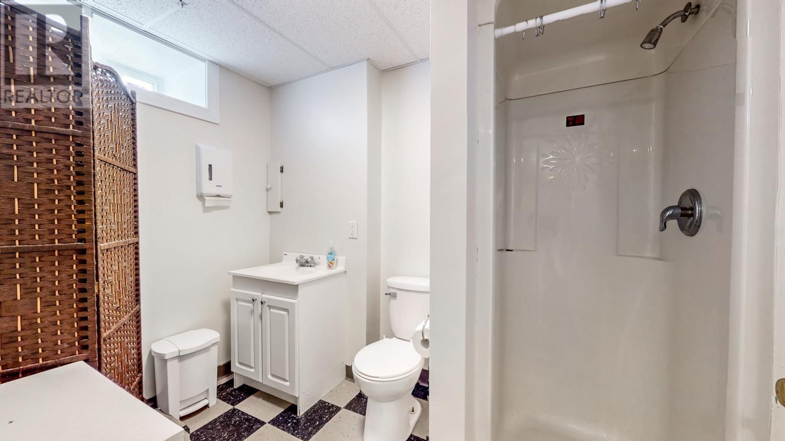 4 Edinburgh Drive, Mount Pearl, NL