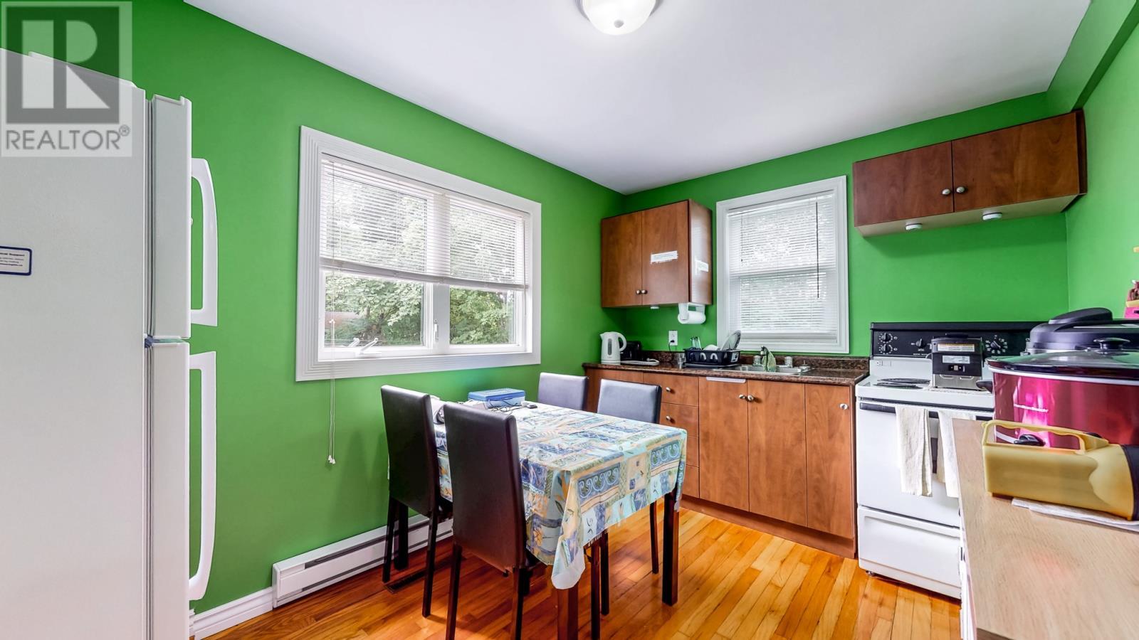 4 Edinburgh Drive, Mount Pearl, NL