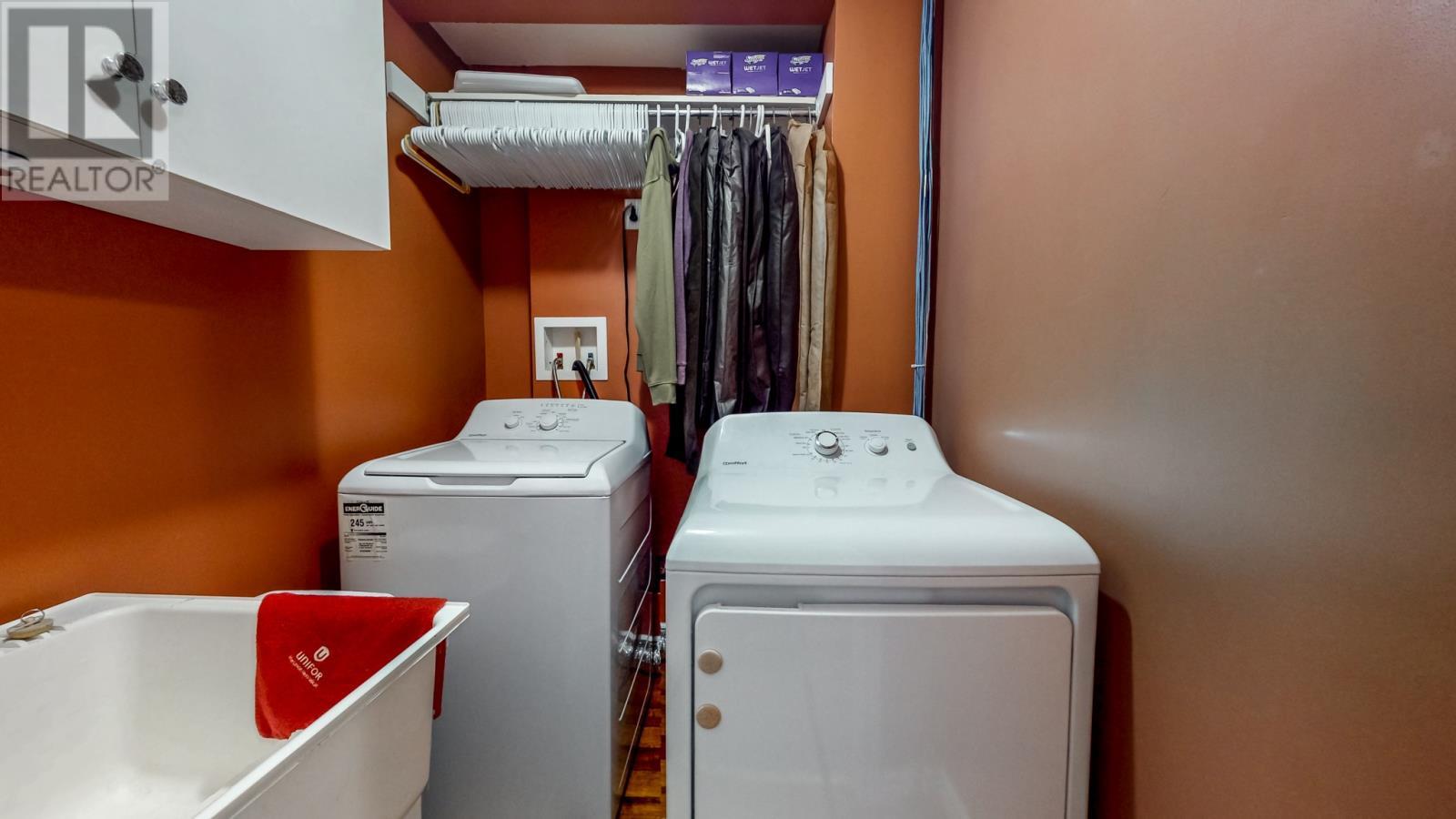 4 Edinburgh Drive, Mount Pearl, NL