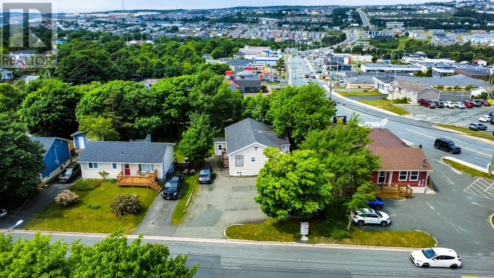 4 Edinburgh Drive, Mount Pearl, NL