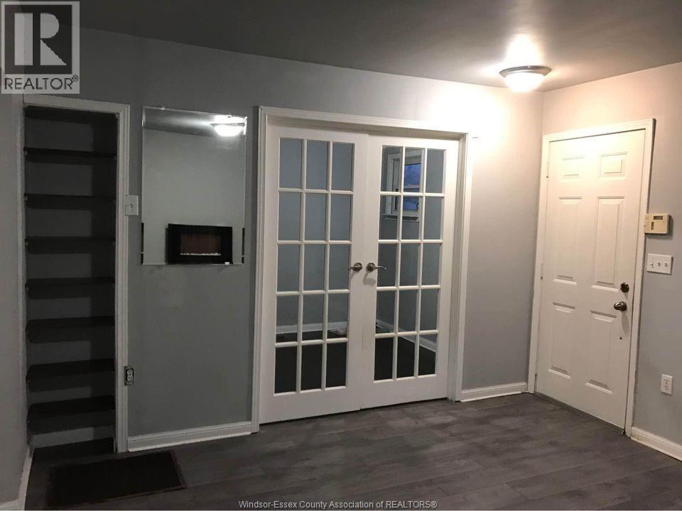 1423 Aubin Road, Windsor, ON - Indoor Photo Showing Other Room