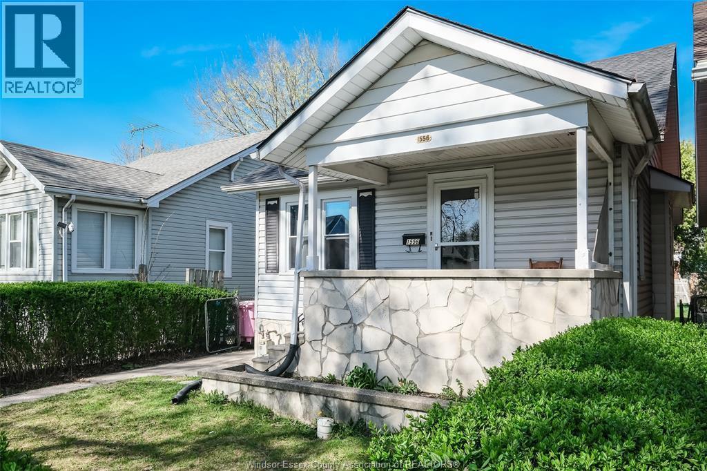 1556 Gladstone Avenue, Windsor, ON - Outdoor