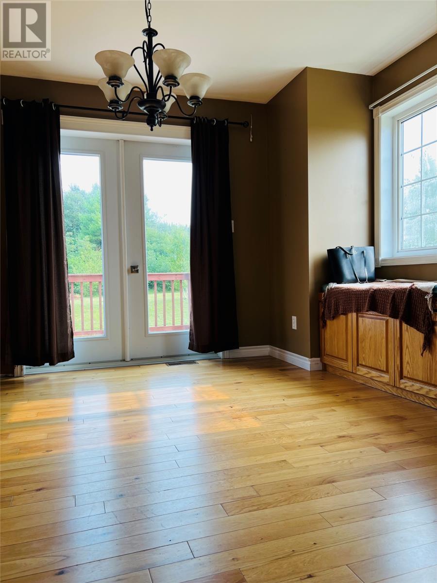 32 Park Road, Mcivers, NL - Indoor