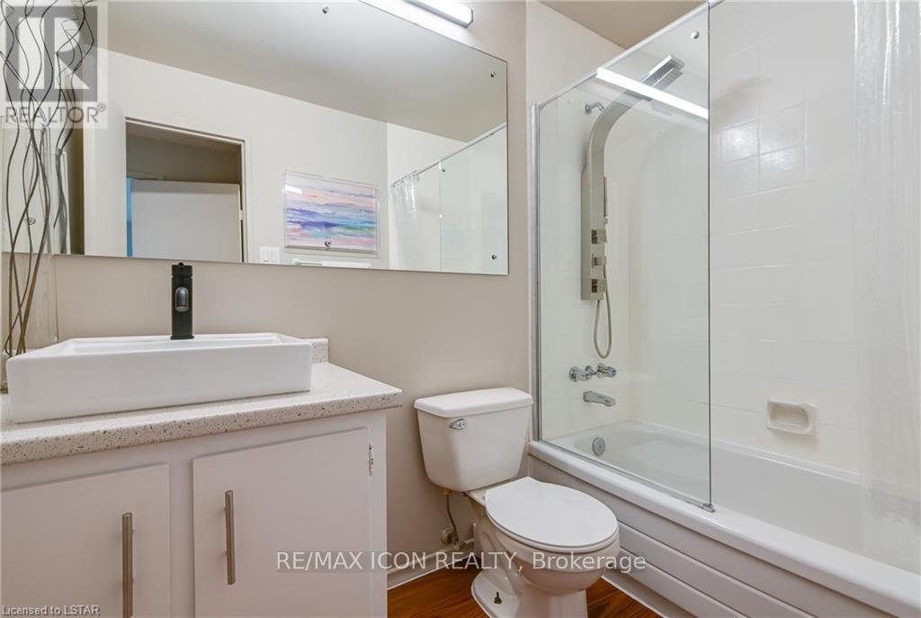 508 - 1106 Jalna Boulevard, London South (South X), ON - Indoor Photo Showing Bathroom