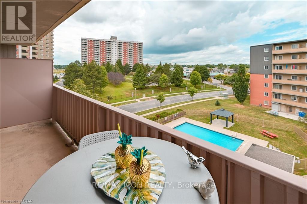 508 - 1106 Jalna Boulevard, London South (South X), ON - Outdoor