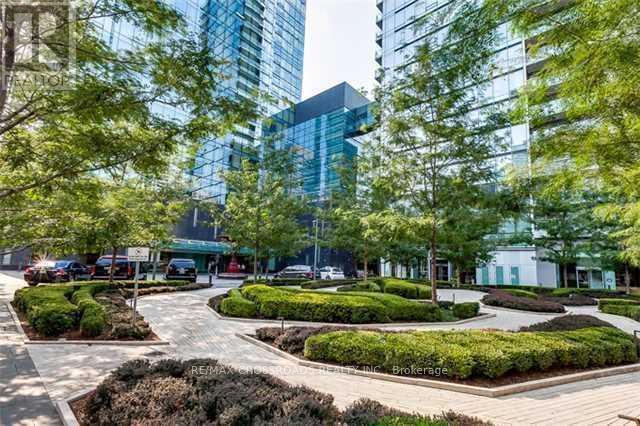 901 - 55 Scollard Street, Toronto, ON - Outdoor