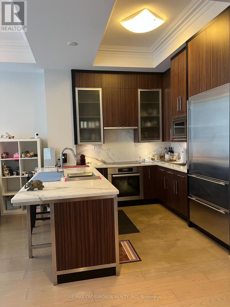 901 - 55 Scollard Street, Toronto, ON - Indoor Photo Showing Kitchen With Upgraded Kitchen