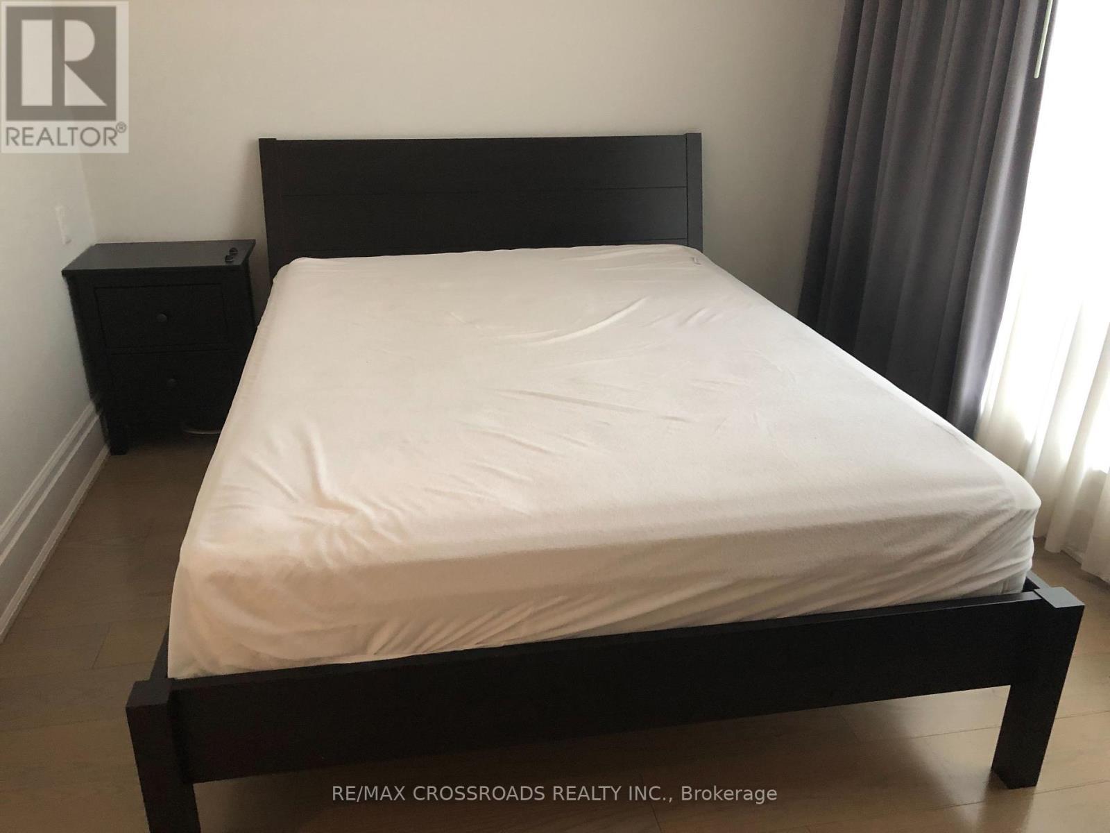 901 - 55 Scollard Street, Toronto, ON - Indoor Photo Showing Bedroom