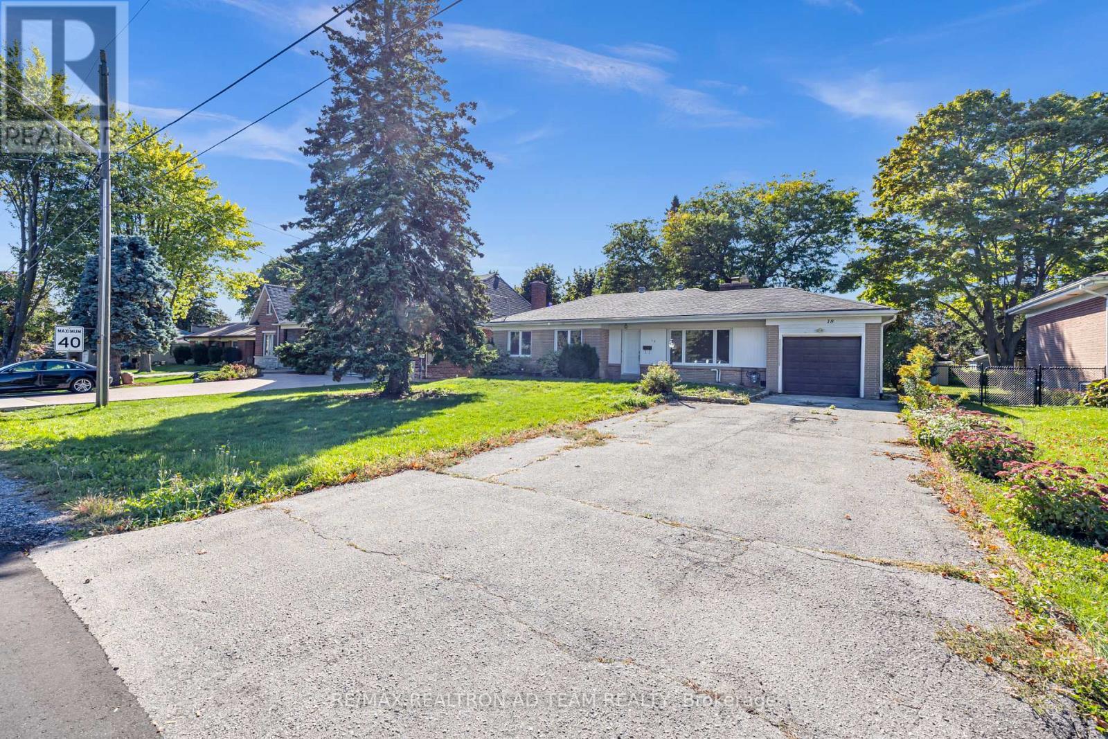 Main - 18 Windridge Drive, Markham, ON - Outdoor