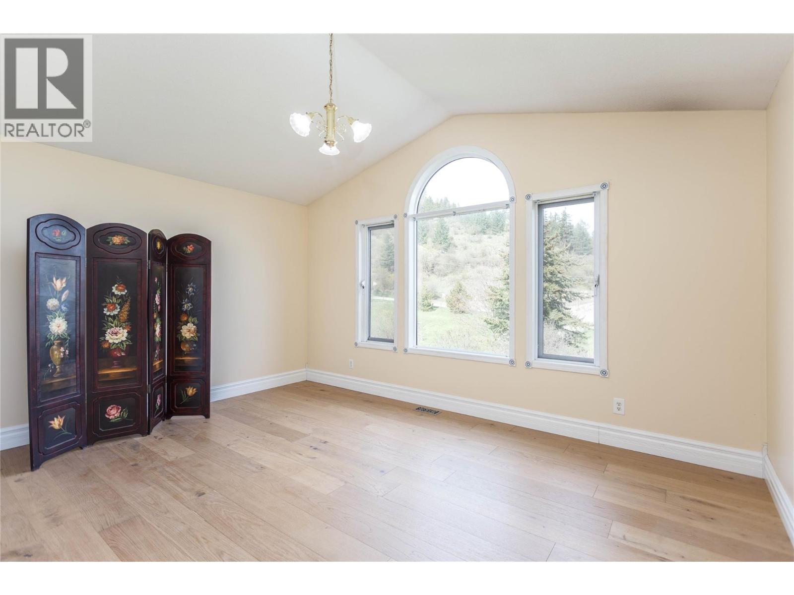 2nd Bedroom 2nd Floor - 6655 Cosens Bay Road, Coldstream, BC - Indoor Photo Showing Other Room