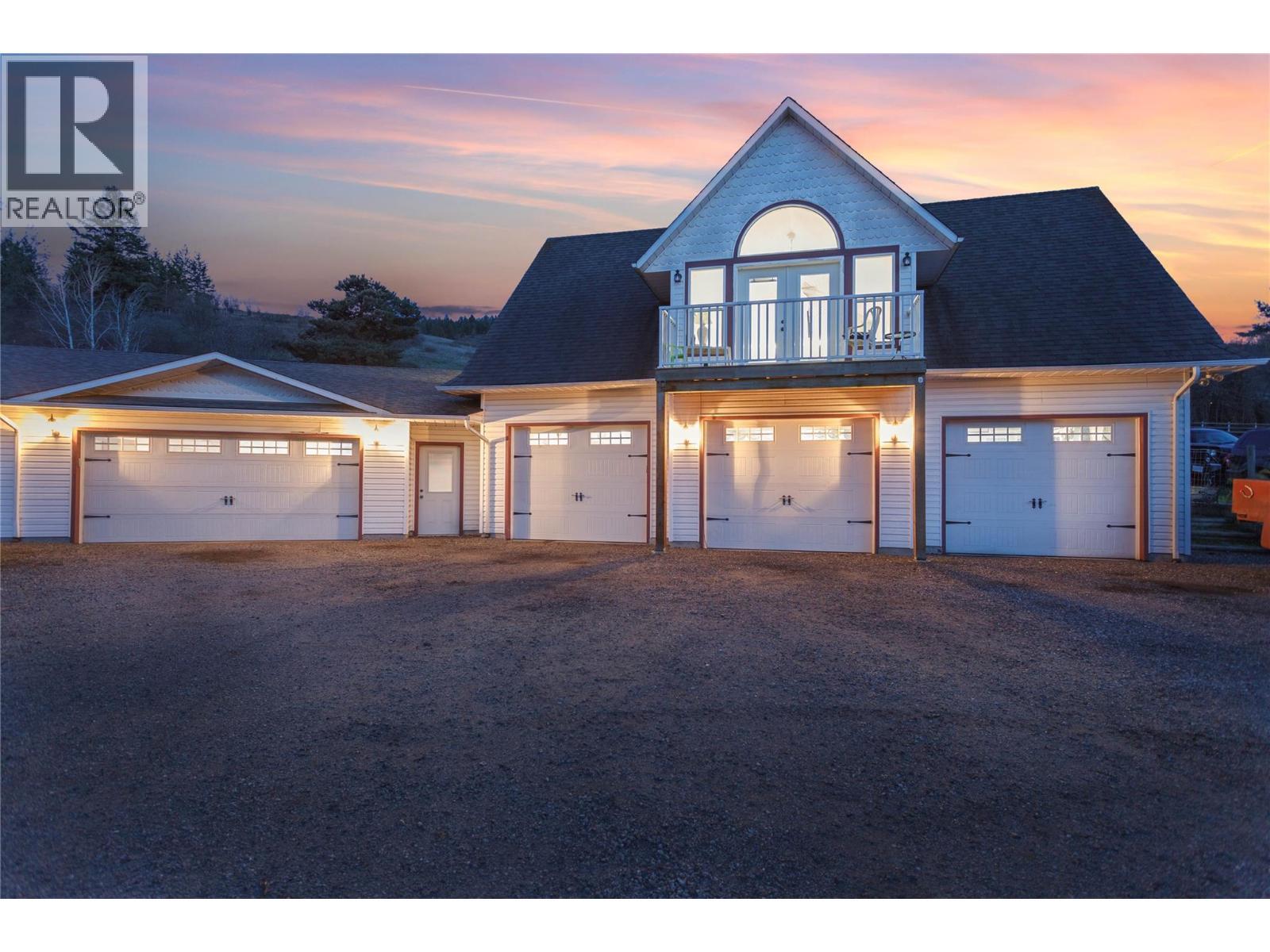 6655 Cosens Bay Road, Coldstream, BC - Outdoor With Deck Patio Veranda