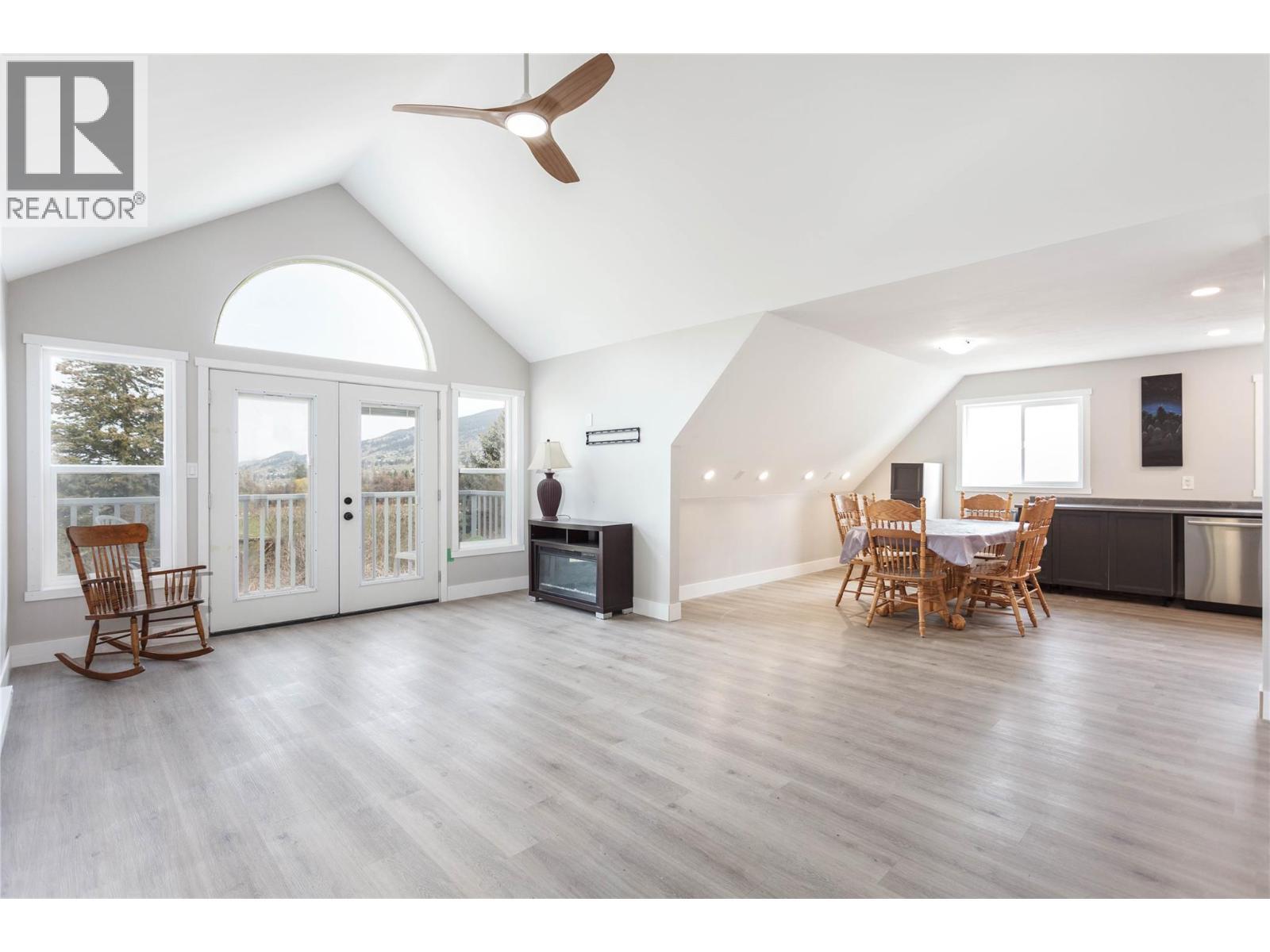 Loft Living Room Area - 6655 Cosens Bay Road, Coldstream, BC - Indoor Photo Showing Living Room