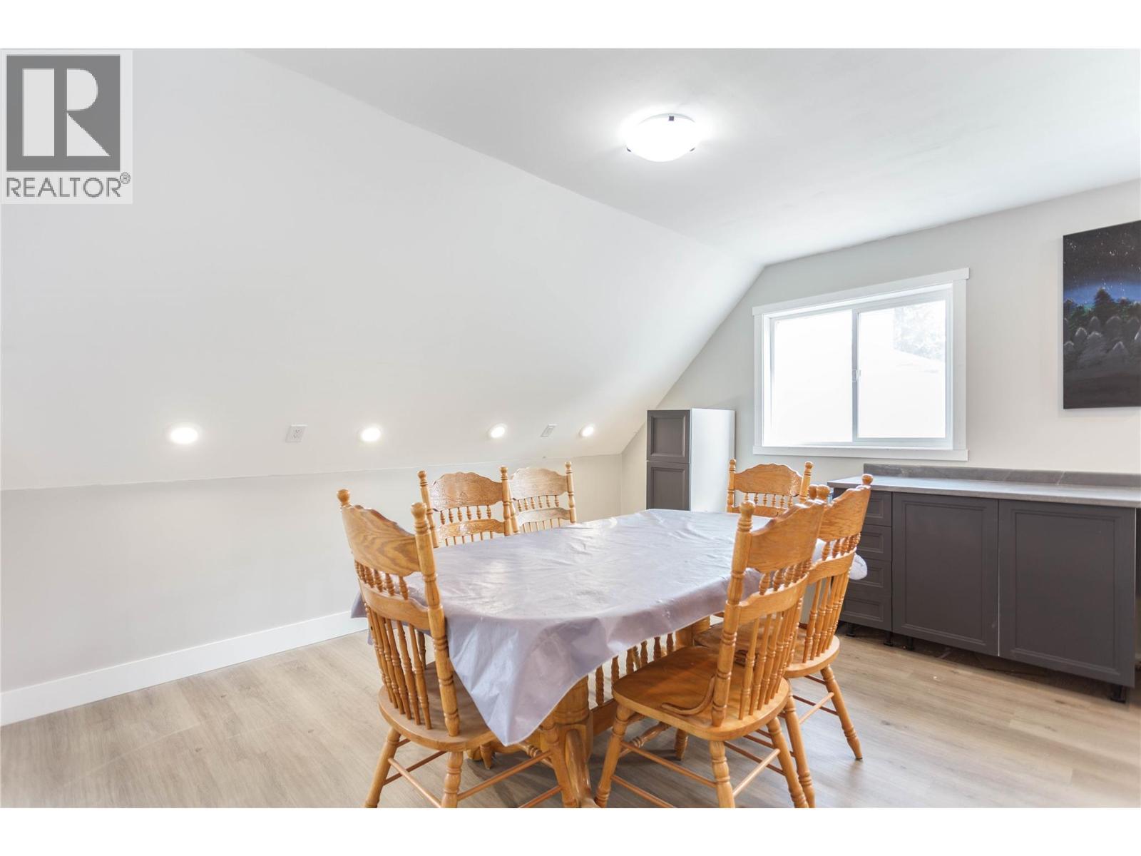 Loft Dining/Kitchen - 6655 Cosens Bay Road, Coldstream, BC - Indoor Photo Showing Dining Room