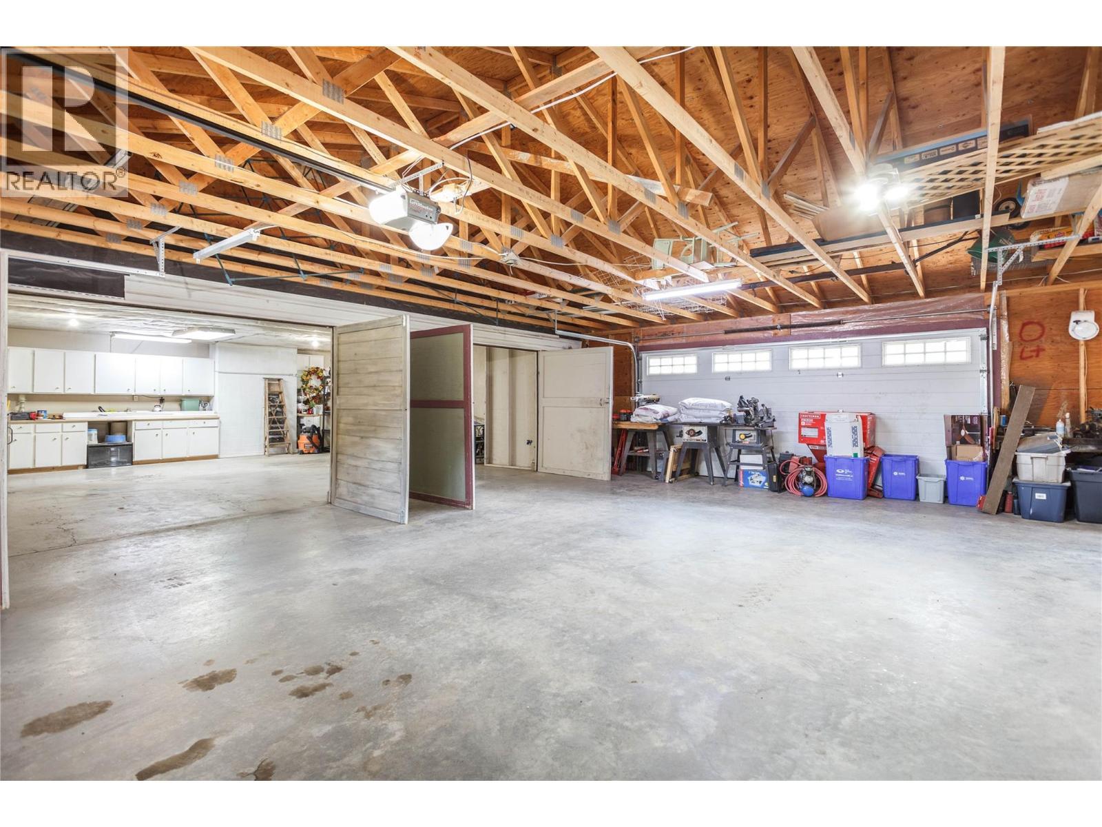 2nd Garage Area - 6655 Cosens Bay Road, Coldstream, BC - Indoor Photo Showing Basement