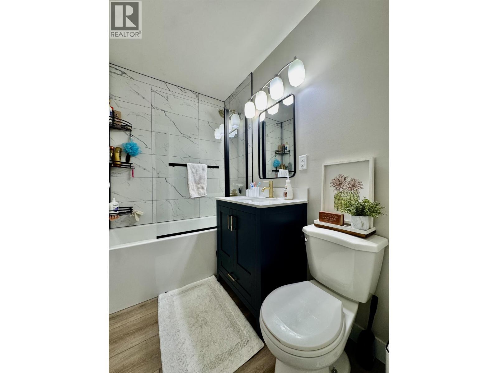 4 Grouse Street, Kitimat, BC - Indoor Photo Showing Bathroom