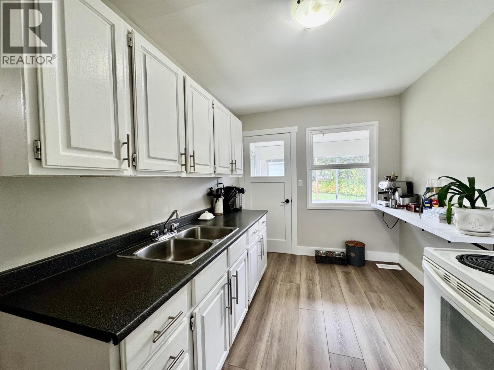 4 Grouse Street, Kitimat, BC - Indoor Photo Showing Kitchen With Double Sink