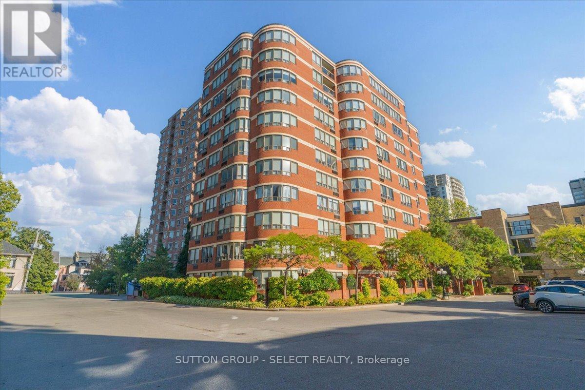 903 - 7 Picton Street, London East (East F), ON - Outdoor With Facade