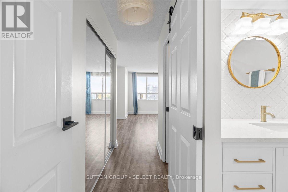 903 - 7 Picton Street, London East (East F), ON - Indoor Photo Showing Bathroom