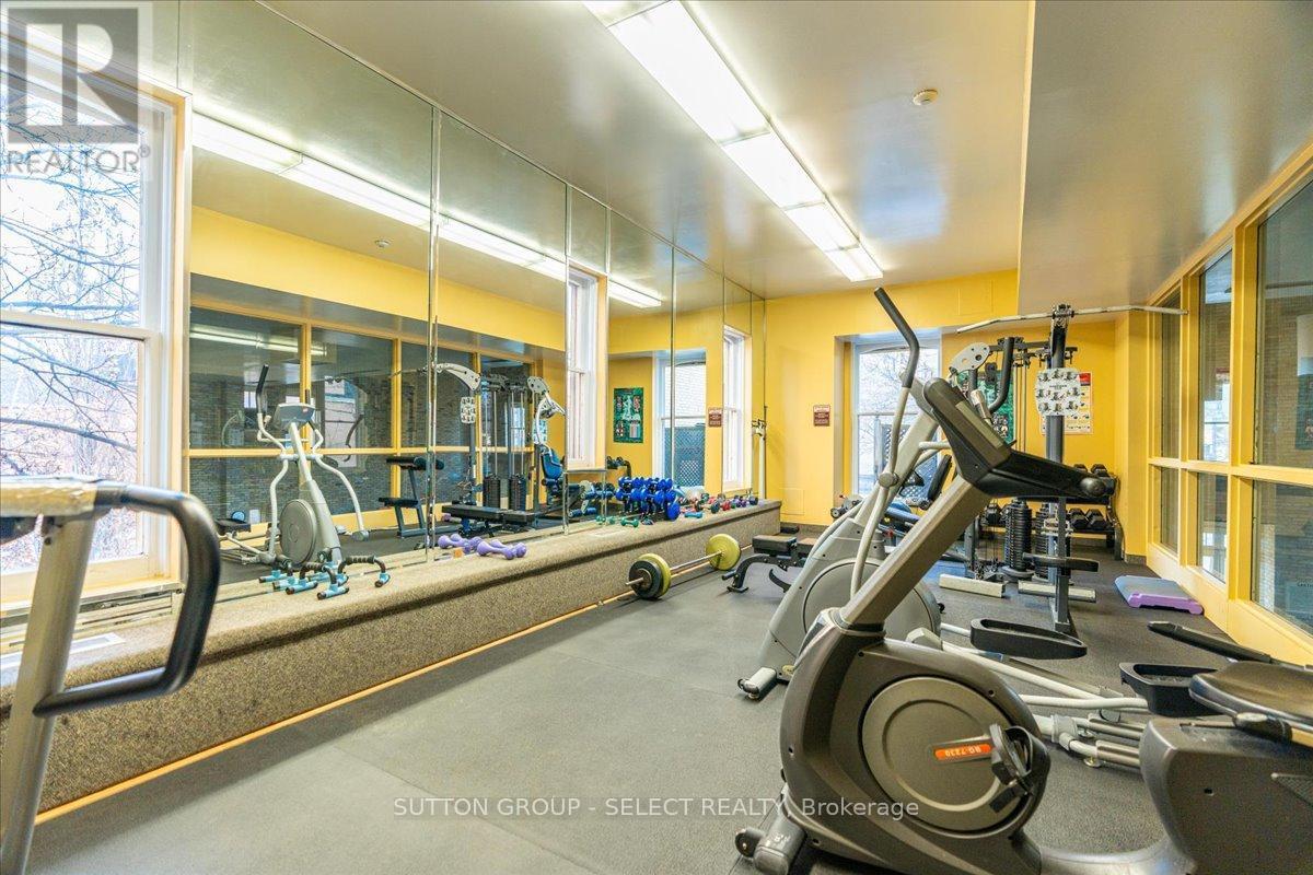 903 - 7 Picton Street, London East (East F), ON - Indoor Photo Showing Gym Room