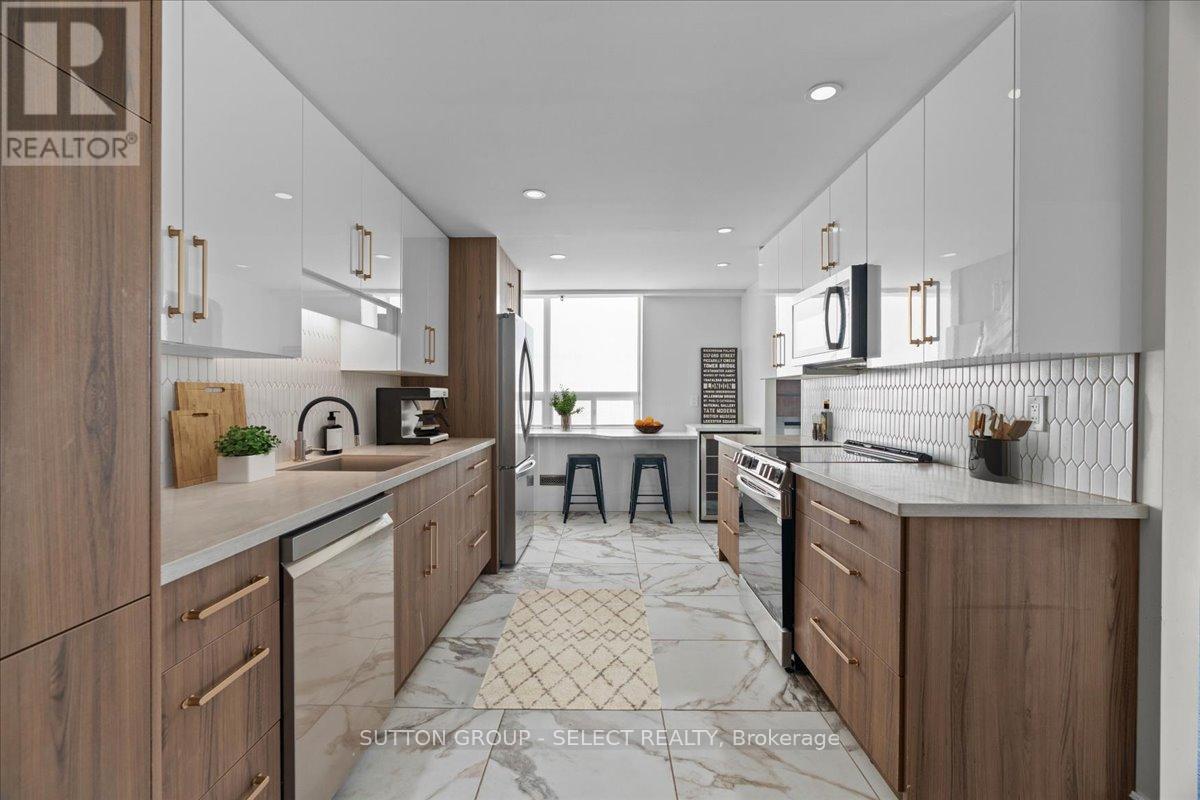903 - 7 Picton Street, London East (East F), ON - Indoor Photo Showing Kitchen With Upgraded Kitchen