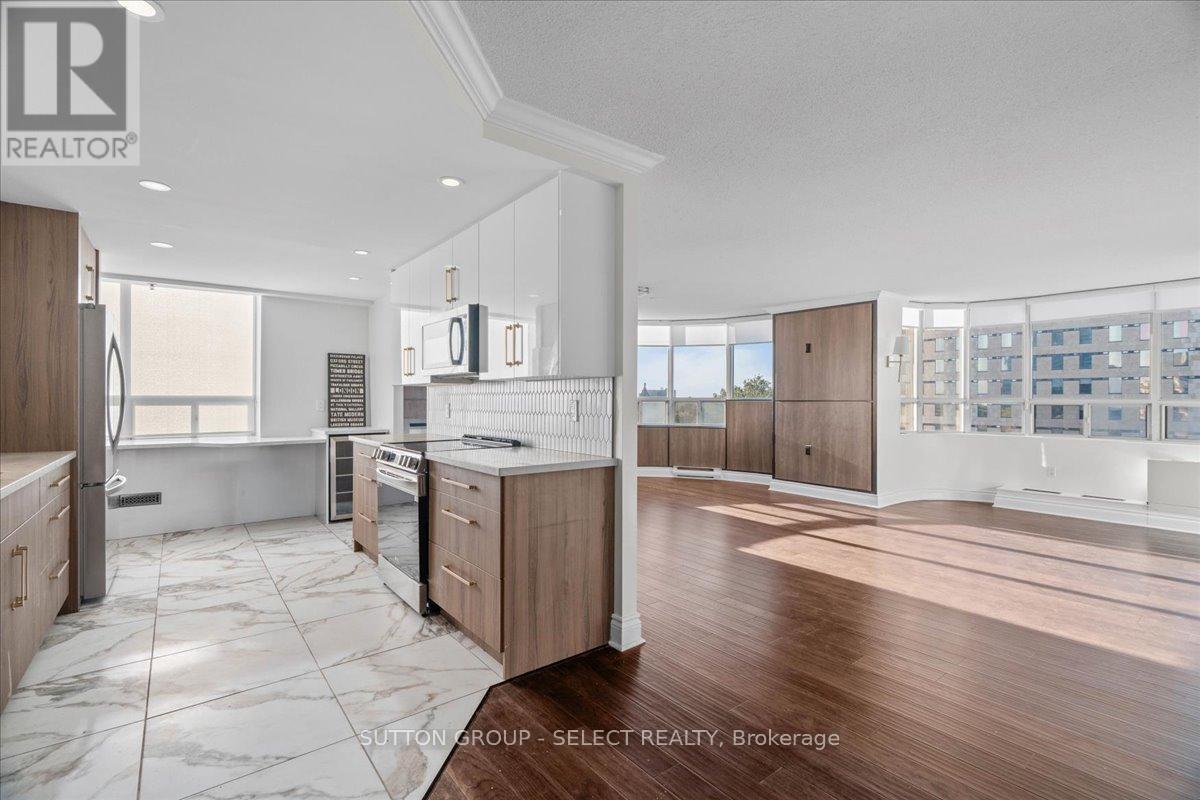 903 - 7 Picton Street, London East (East F), ON - Indoor Photo Showing Kitchen