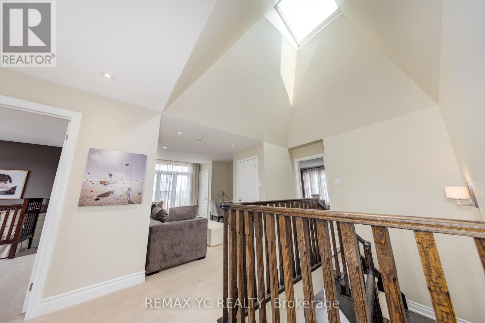 1 Sunset Way, Thorold, ON - Indoor Photo Showing Other Room