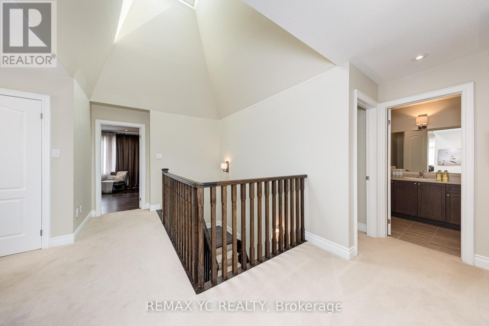 1 Sunset Way, Thorold, ON - Indoor Photo Showing Other Room