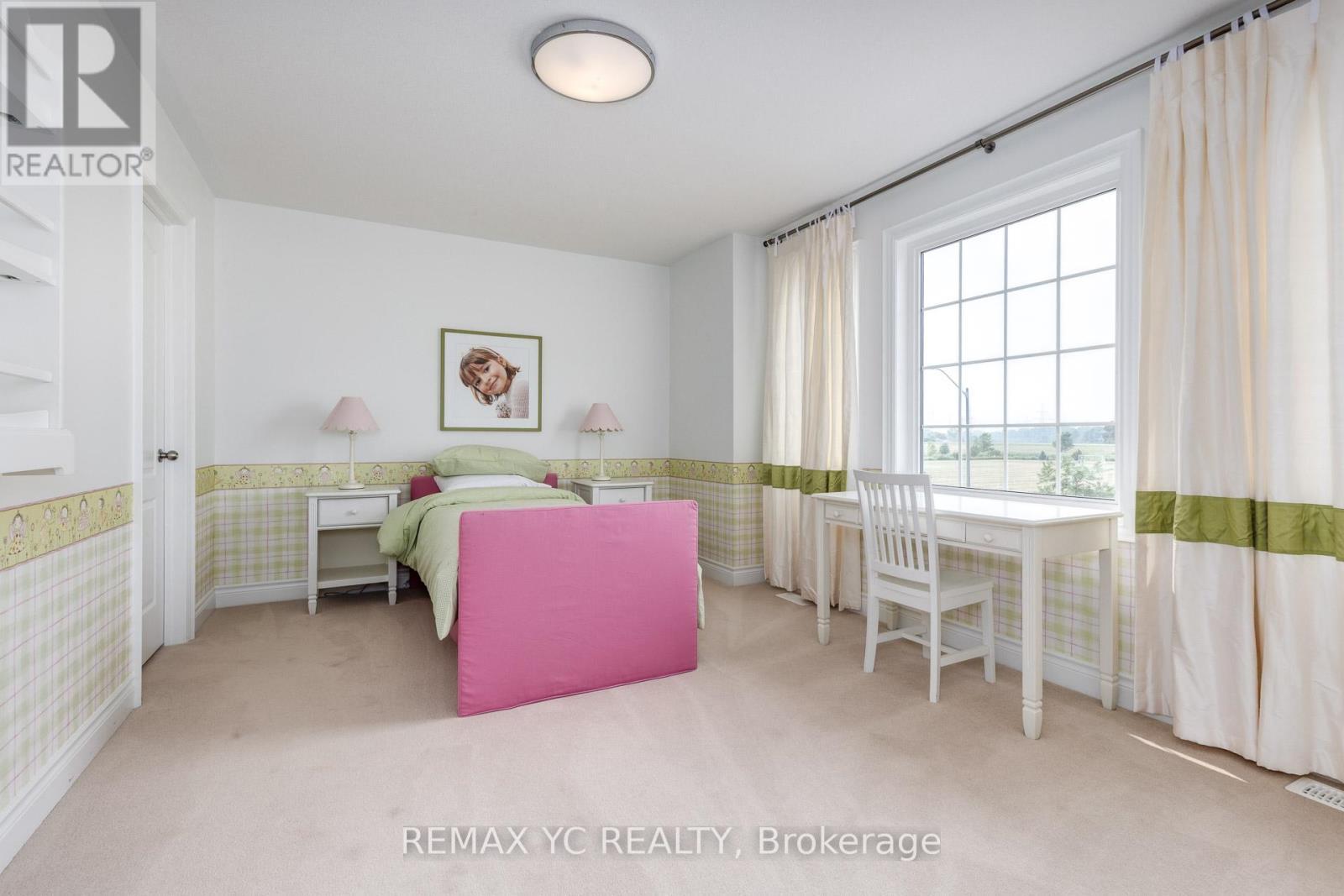 1 Sunset Way, Thorold, ON - Indoor Photo Showing Bedroom