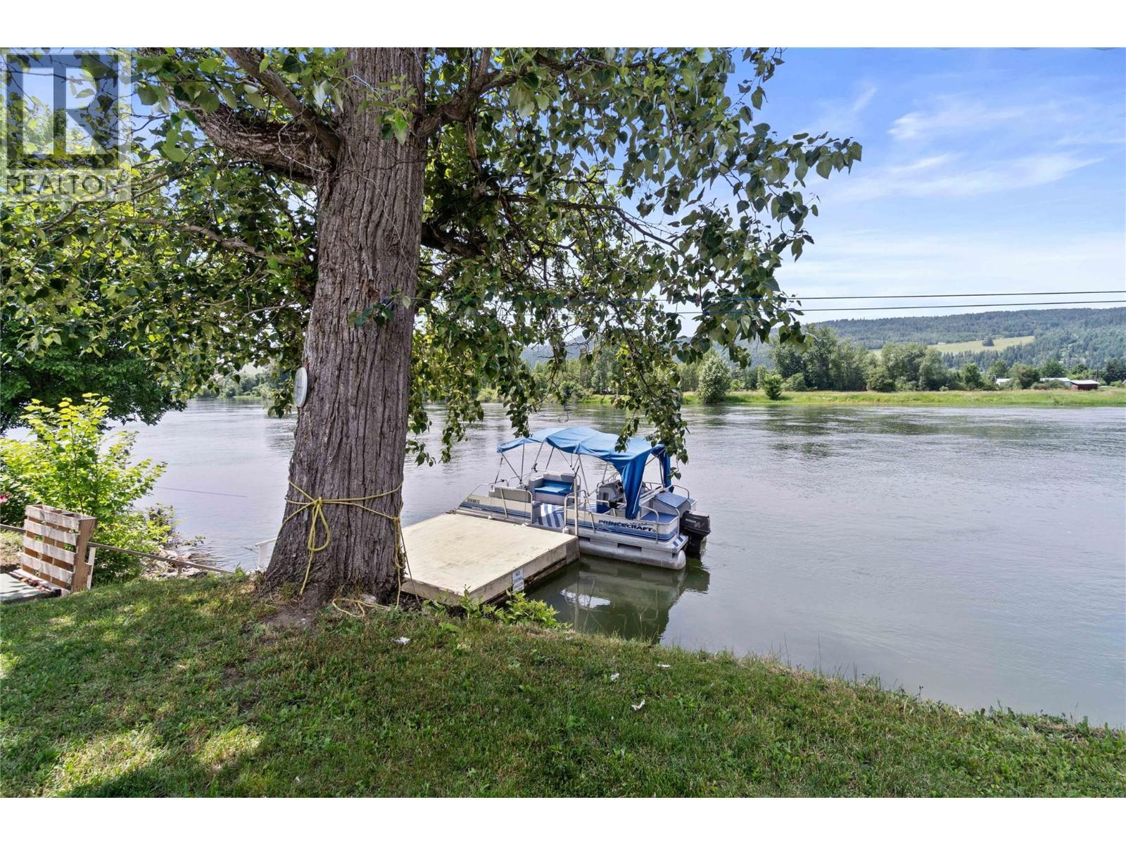 7088 97A Highway, Grindrod, BC - Outdoor With Body Of Water With View