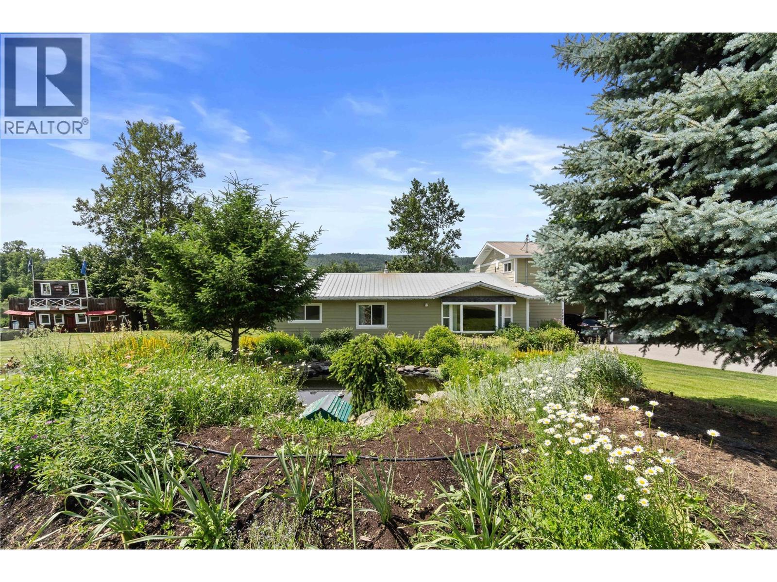 7088 97A Highway, Grindrod, BC - Outdoor