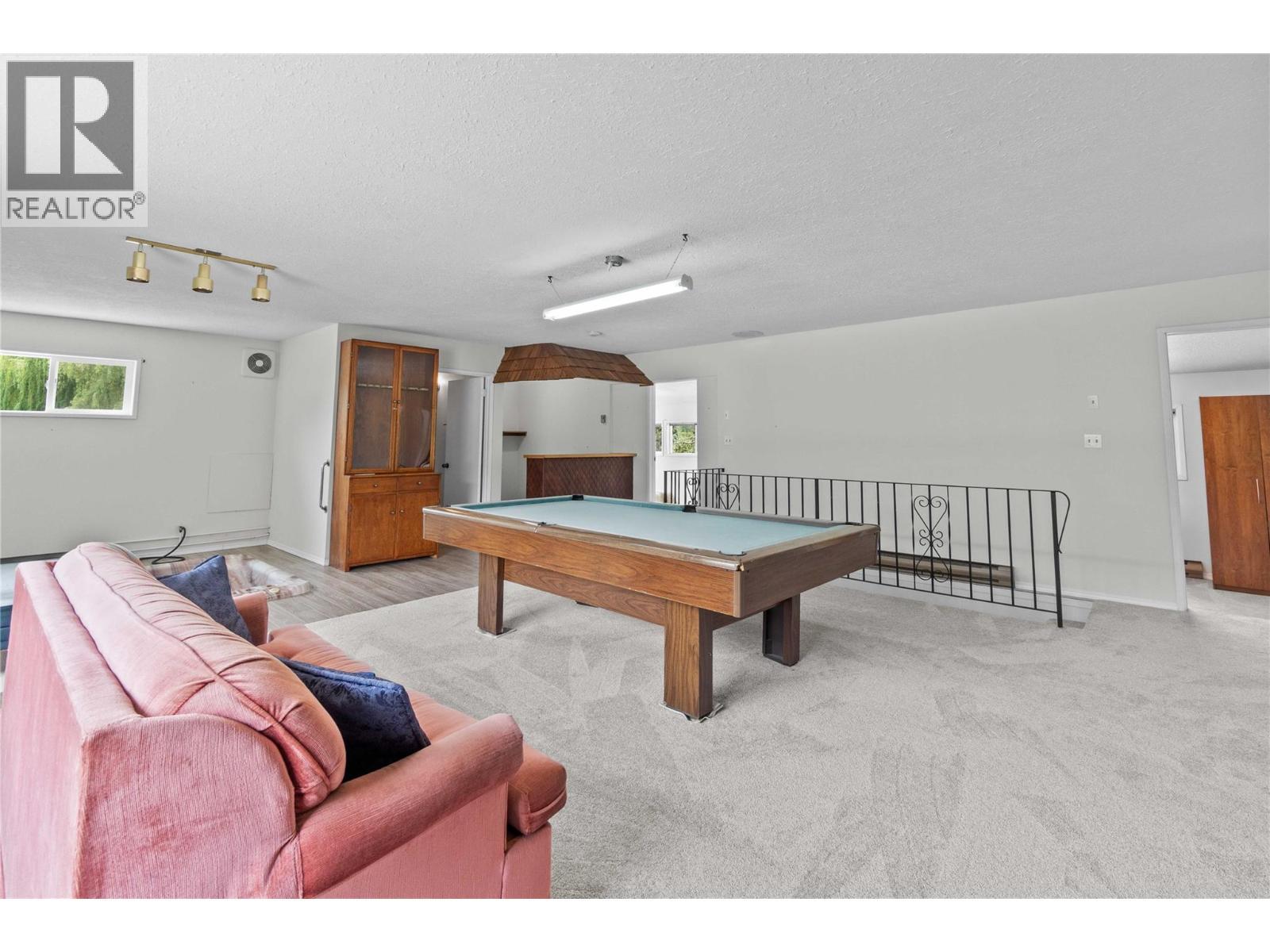7088 97A Highway, Grindrod, BC - Indoor Photo Showing Other Room