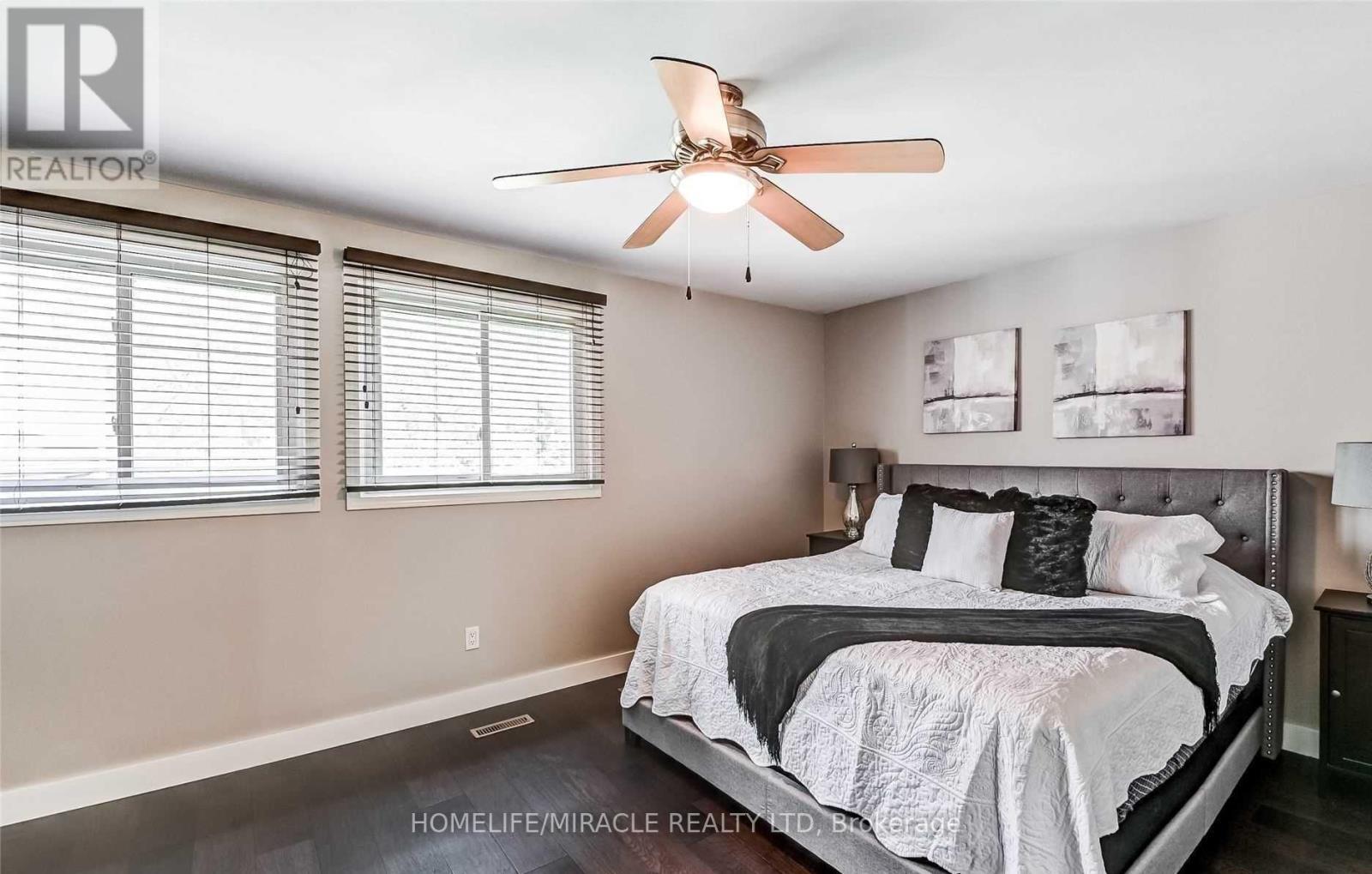 37 - 6855 Glen Erin Drive, Mississauga, ON - Indoor Photo Showing Bedroom