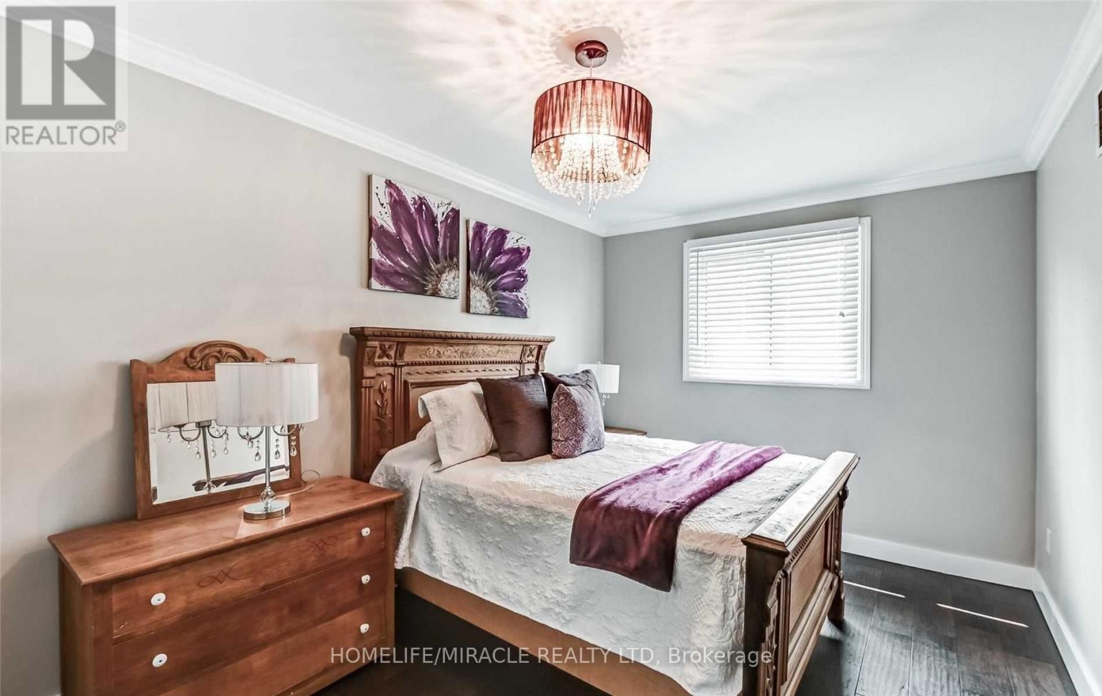 37 - 6855 Glen Erin Drive, Mississauga, ON - Indoor Photo Showing Bedroom