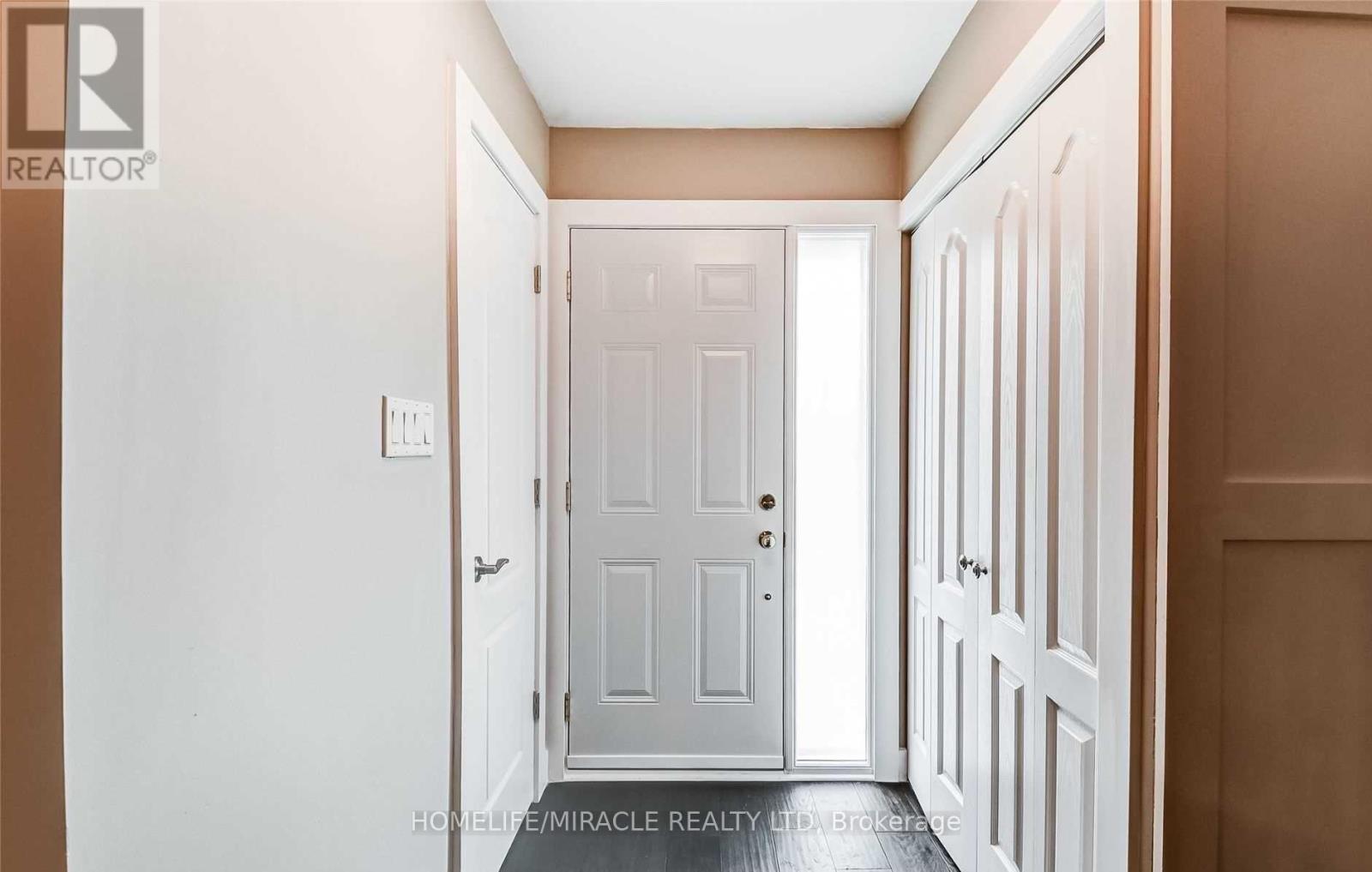 37 - 6855 Glen Erin Drive, Mississauga, ON - Indoor Photo Showing Other Room